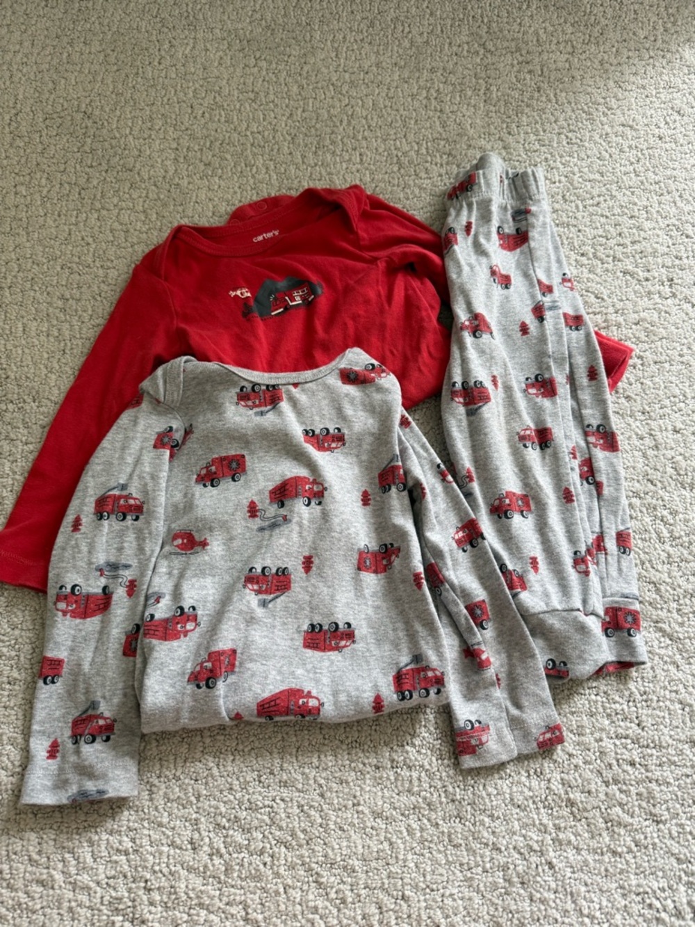 Carters firetruck set 18 months